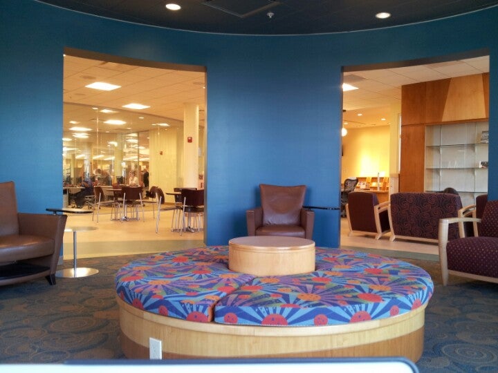 Pickaway County District Public Library - Circleville, OH 43113