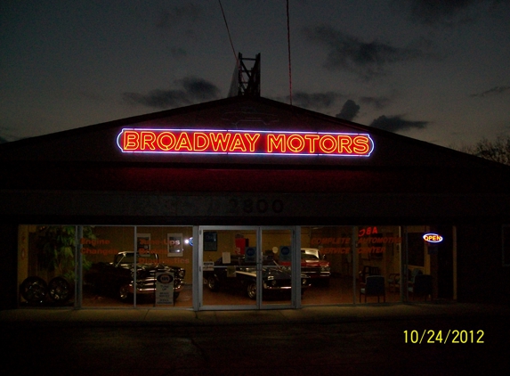 Broadway Motors Inc - Muncie, IN