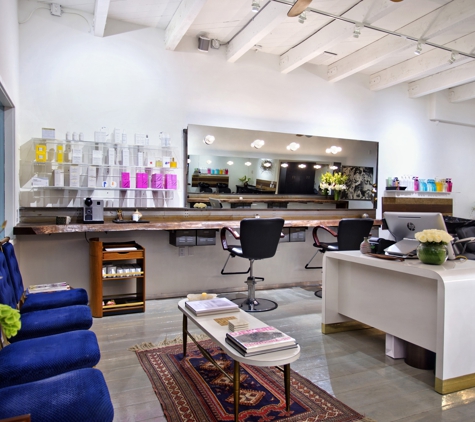 Cie Sparks Salon - Malibu, CA