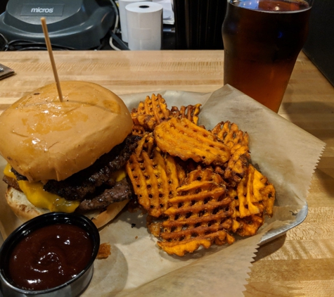 Burgers and Bottles - Eagan, MN