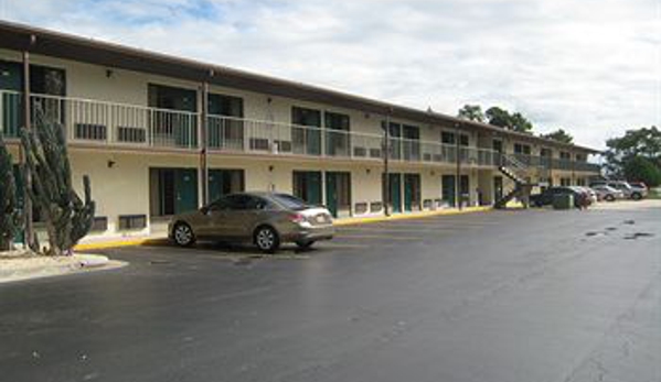 Golden Link Motel - Kissimmee, FL