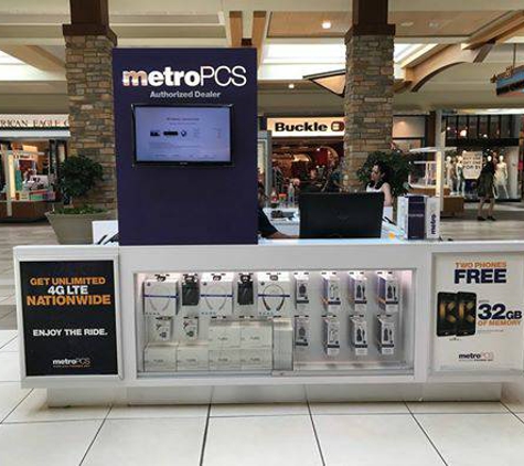 MetroPCS - Brookfield, WI