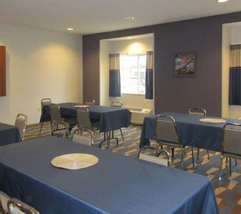 Quality Inn & Suites - Caldwell, OH