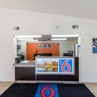 Motel 6 - Essington, PA