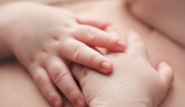 Bare Baby Photography - Columbus, OH. newborn close up photos