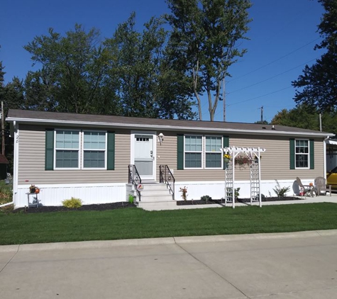 Pine Ridge Mobile Home Park - North Ridgeville, OH