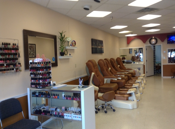 Temptation Nails & Spa - Lakeland, FL