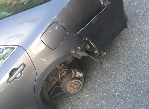 Camera Complete Car Repair - Saugus, MA