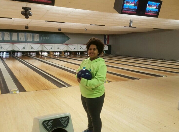 Woodland lanes - Branson, MO