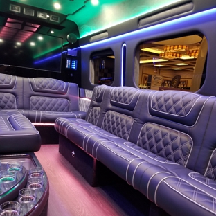 NYC Party Bus and Wine Tours - New York, NY