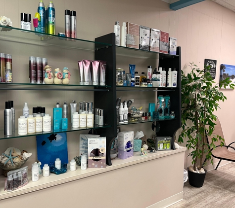 Oasis Hair & Nail Salon - Lebanon, PA