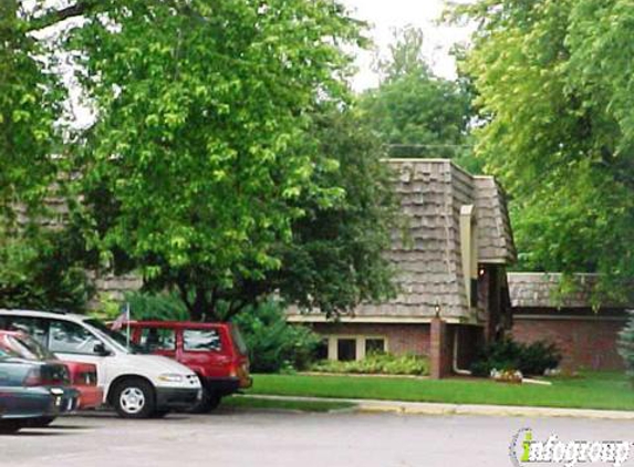 Greenbriar Apartments - Council Bluffs, IA