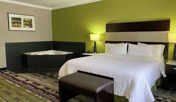 Hampton Inn by Hilton Leesville Fort Johnson - Leesville, LA