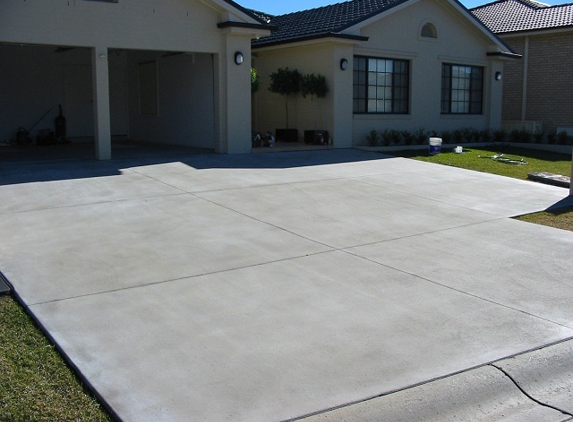 Advanced Spray Pave - Warners Bay, NSW. Before
