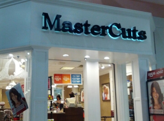 MasterCuts - Marion, IL