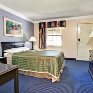 Travelodge by Wyndham North Richland Hills/Dallas/Ft Worth - North Richland Hills, TX