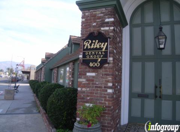 Riley Dental Group - San Fernando, CA