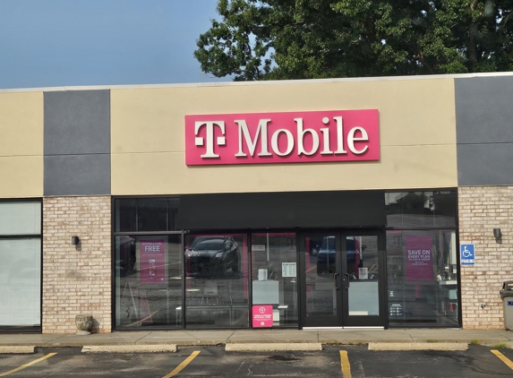 T-Mobile - Excelsior Springs, MO