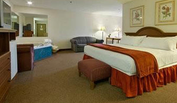 Baymont Inn & Suites - Monroe, MI