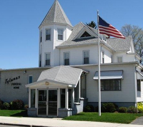 Tylunas Funeral Home - Chicopee, MA