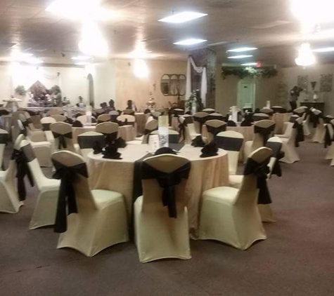 Colonnade Room - Lithonia, GA. DESA 7th Grade Dance