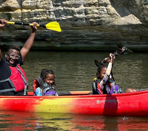 Kayak Starved Rock - Ottawa, IL