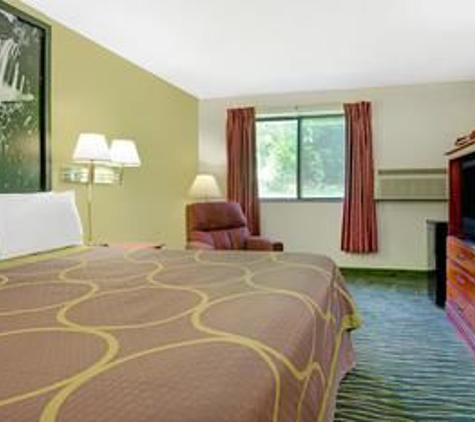 Super 8 by Wyndham Independence Kansas City - Independence, MO