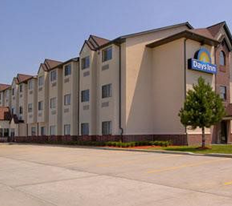 Days Inn by Wyndham near Kansas Speedway - Kansas City, KS