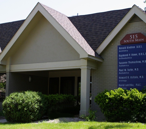 Dr. Raymond Howe Orthodontics - Chelsea, MI