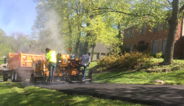 Town & Country Paving - Rochester, NY. Hot mix