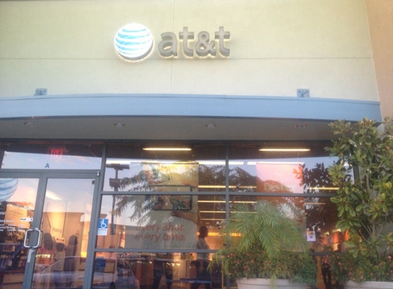 AT&T Store - Alhambra, CA