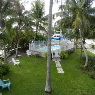 Tarpon Flats Inn & Marina - Key Largo, FL