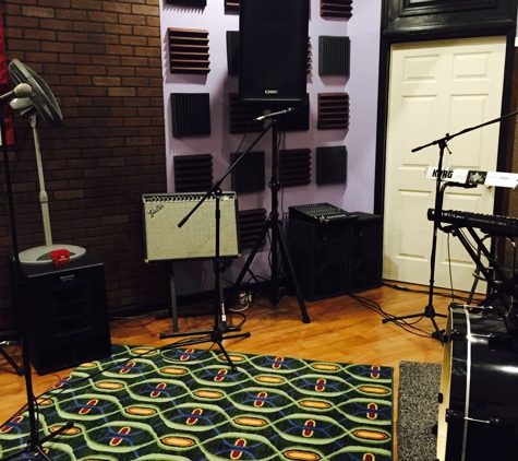 Sound Cave Studios - Hazlet, NJ