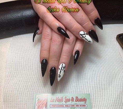 Le Nails Spa & Beauty Lake Haven - Lake Haven, NSW