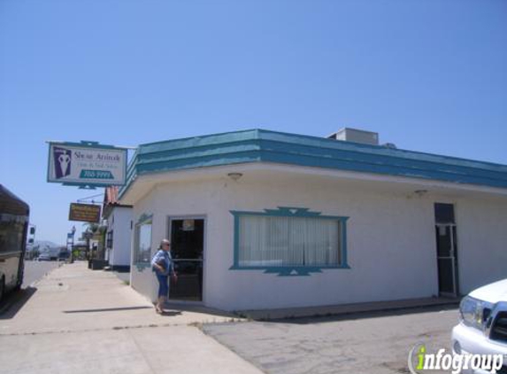 Salon Blondies - Ramona, CA