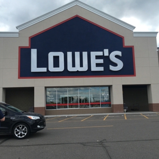 Lowe's Home Improvement - Southgate, MI