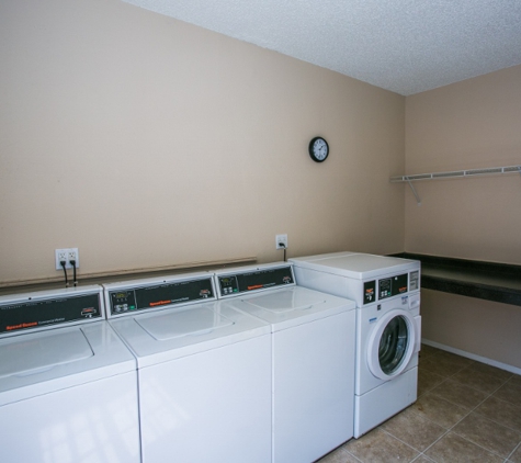 Hunter's Ridge Apartment Homes - Albuquerque, NM