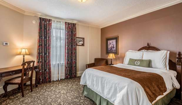 Ascend Hotel Collection - Sedalia, MO