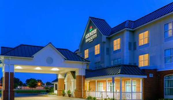 Country Inns & Suites - Petersburg, VA