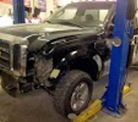 RJM Custom Auto Body Inc - Milford, MA