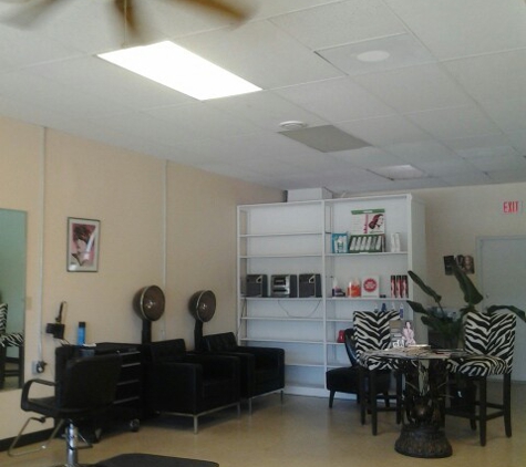 Rosie's Hair Design - Pinellas Park, FL