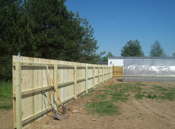 Irish Hills Fence - Jackson, MI