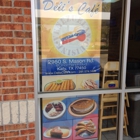 Deli's Cafe