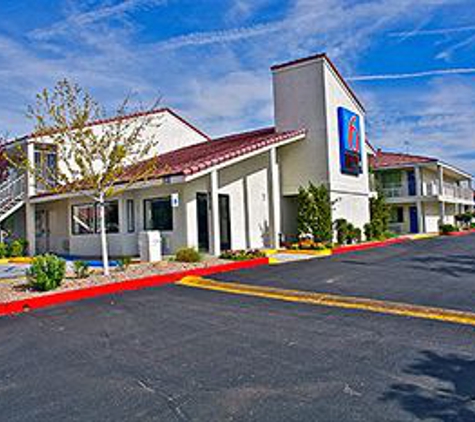 Motel 6 - Albuquerque, NM