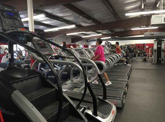 Main Street Muscle & Fitness - Los Lunas, NM