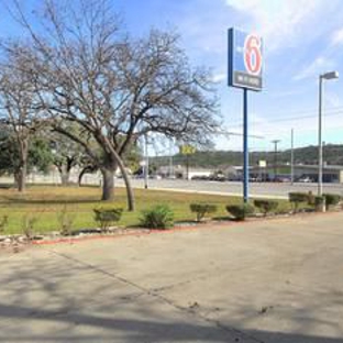 Motel 6 - Kerrville, TX