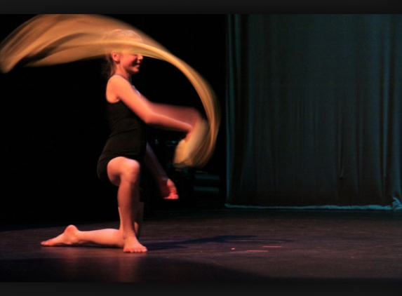 community dance school - Ashland, OR