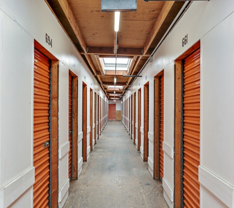 A-1 Self Storage - San Diego, CA. Interior Storage Units