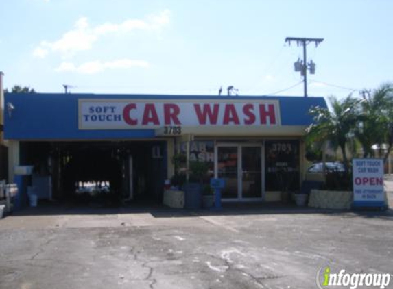 Soft Touch Car Wash - Fort Myers, FL