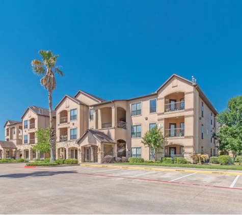 Parkway Senior Apartments - Pasadena, TX